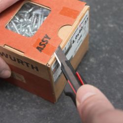 CUTTER  9 MM 6